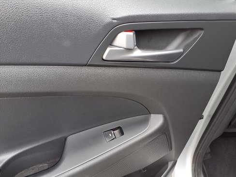 Used 2016 Hyundai Tucson Limited image 21