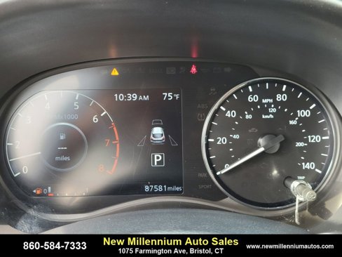 Used 2022 Nissan Kicks SV image 27