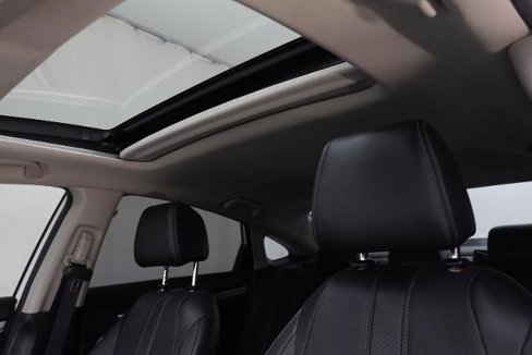 Used 2018 Honda Civic Touring image 19