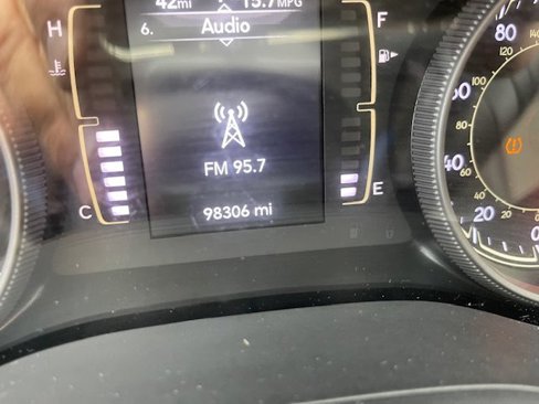 Used 2019 Jeep Cherokee Latitude w/ Popular Appearance Group image 18