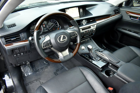 Used 2016 Lexus ES 350 image 10