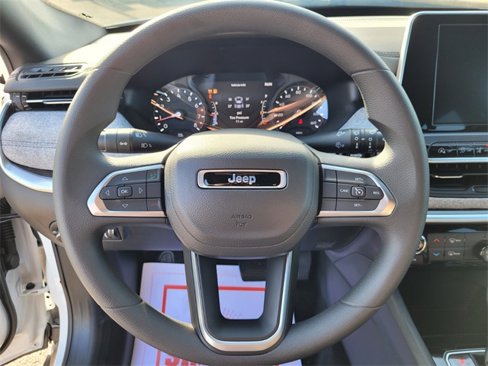 New 2025 Jeep Compass Sport image 26