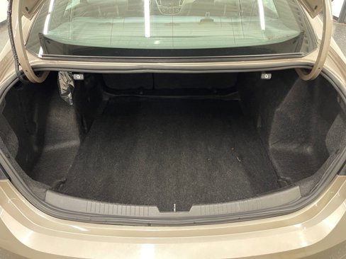 Used 2022 Chevrolet Malibu LS image 5