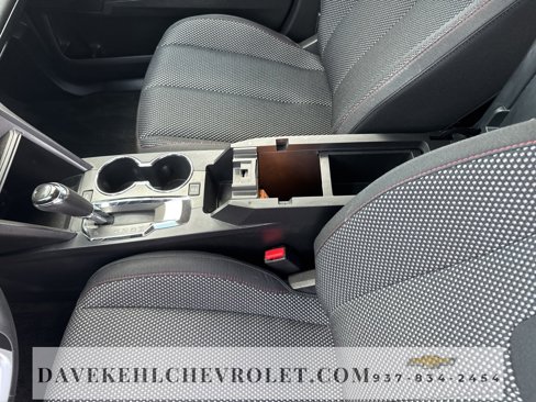 Used 2017 Chevrolet Equinox LT w/ Convenience Package image 13