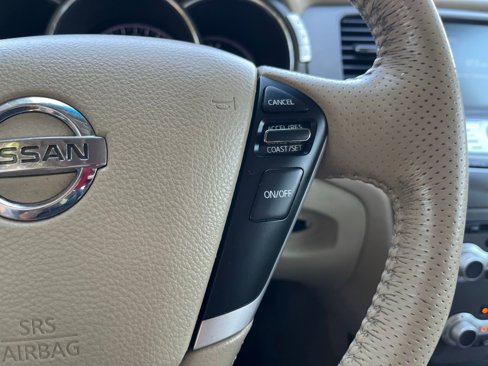 Used 2011 Nissan Murano LE w/ Navigation Pkg image 32