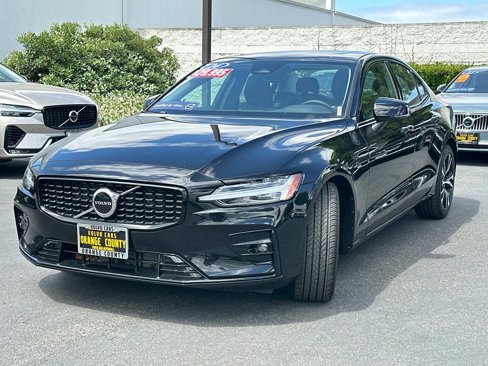Certified 2024 Volvo S60 B5 Core image 8