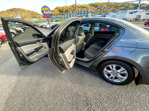 Used 2011 Honda Accord LX-P image 14