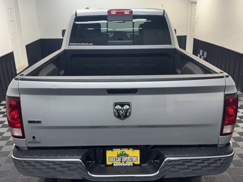 Used 2016 RAM 1500 Classic SLT image 6