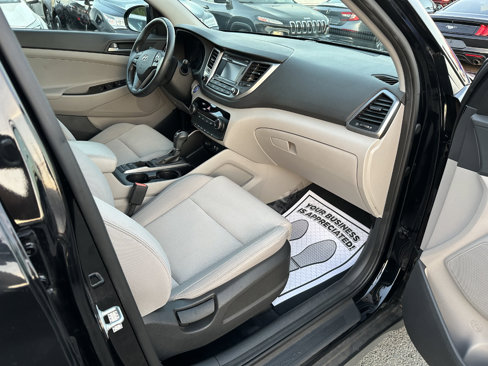 Used 2017 Hyundai Tucson Sport image 13