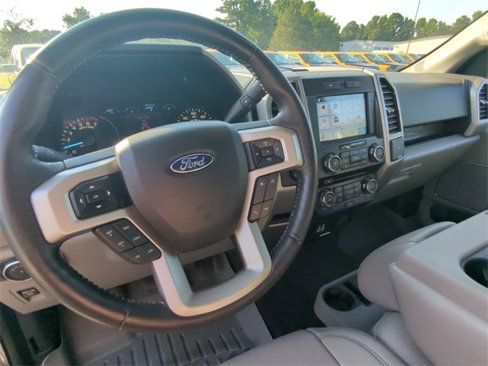 Used 2018 Ford F150 Lariat image 10