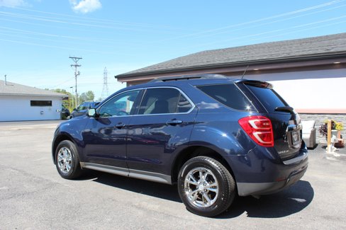 Used 2017 Chevrolet Equinox LT w/ Convenience Package image 9