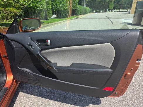 Used 2013 Hyundai Genesis 2.0T image 28