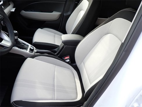 New 2025 Hyundai Venue SEL image 11