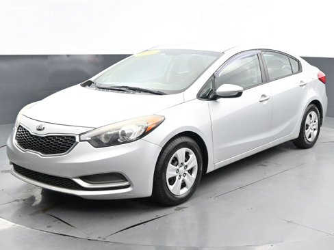 Used 2016 Kia Forte LX image 3