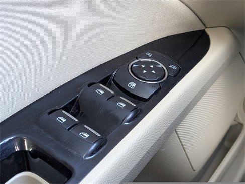Used 2016 Ford Fusion SE image 20