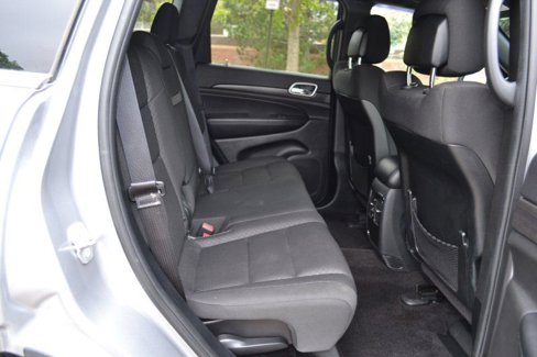 Used 2018 Jeep Grand Cherokee Laredo image 30
