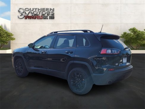 Used 2023 Jeep Cherokee Altitude Lux image 3