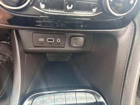 Used 2022 Buick Encore GX Preferred w/ Cold Weather Comfort Package image 26