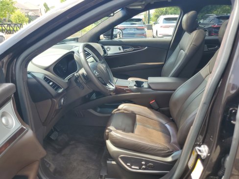 Used 2017 Lincoln MKX Black Label w/ Driver Assistance Package image 12