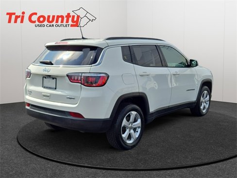 Used 2018 Jeep Compass Latitude w/ Popular Equipment Group image 8