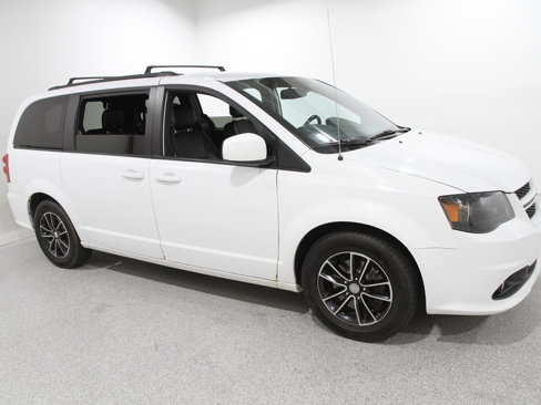 Used 2018 Dodge Grand Caravan GT image 1