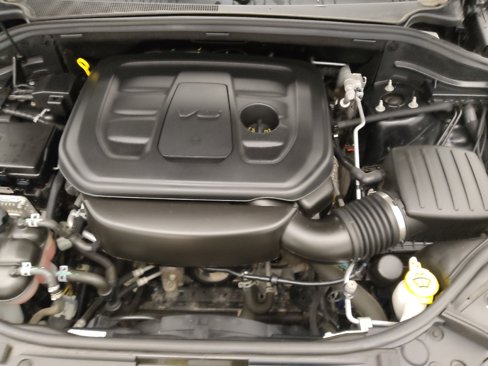 Used 2020 Jeep Grand Cherokee Laredo image 30