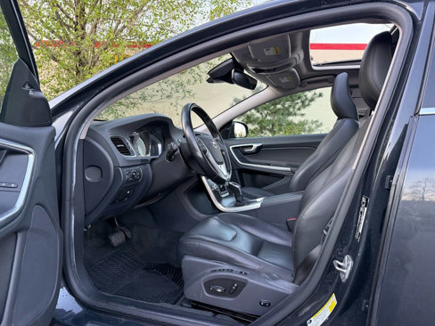 Used 2015 Volvo V60 T5 Premier image 15