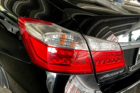 Used 2015 Honda Accord EX-L image 28