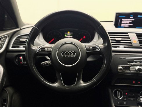 Used 2016 Audi Q3 2.0T Premium Plus w/ Technology Package image 18