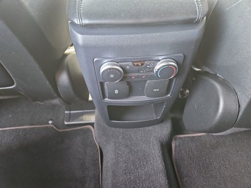 Used 2020 Ford Explorer XLT w/ Comfort Package image 15