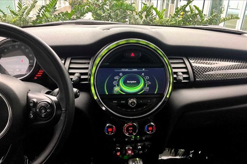 Used 2015 MINI Cooper S image 6