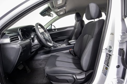 Used 2022 Kia K5 LXS image 9