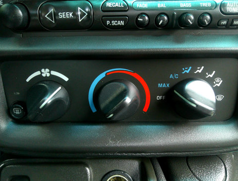 Used 2002 Chevrolet Camaro LT image 27