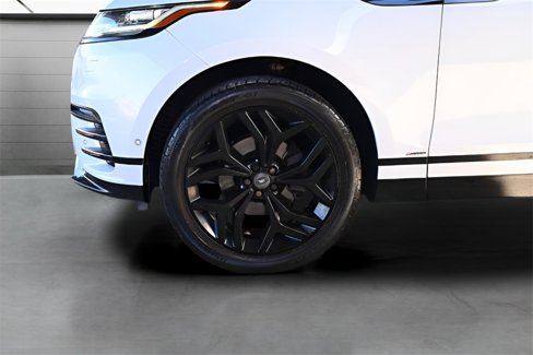 Used 2019 Land Rover Range Rover Velar R-Dynamic SE image 10