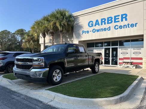 Used 2017 Chevrolet Silverado 1500 LT w/ All Star Edition image 3