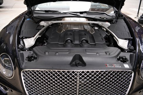 Used 2022 Bentley Continental GT image 31