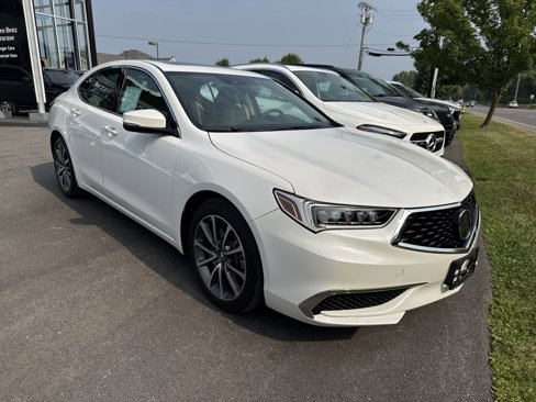 Used 2020 Acura TLX V6 image 2