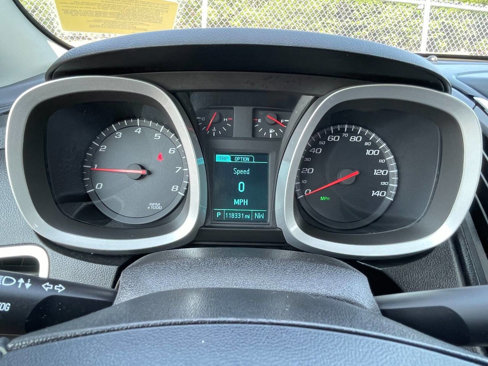 Used 2013 Chevrolet Equinox LT image 18