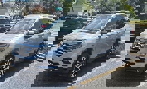 Used 2018 Honda Pilot Elite image 1