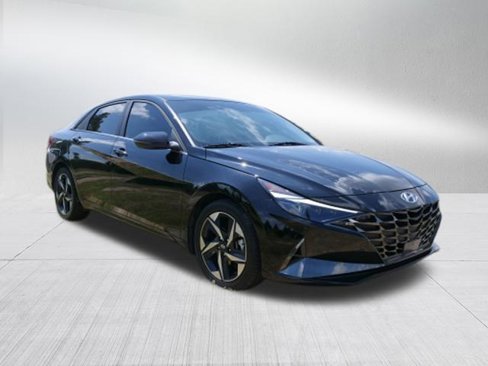 Used 2023 Hyundai Elantra Limited image 9