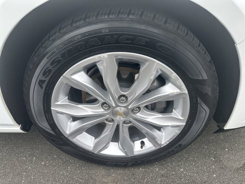 Used 2023 Chevrolet Malibu LT image 31