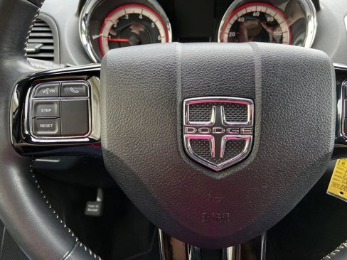 Used 2019 Dodge Grand Caravan SXT w/ Blacktop Package image 13