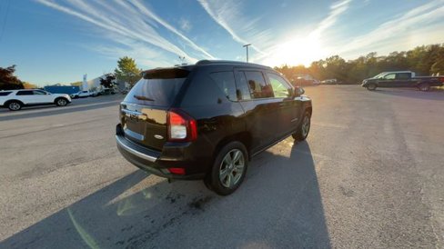 Used 2015 Jeep Compass High Altitude image 9