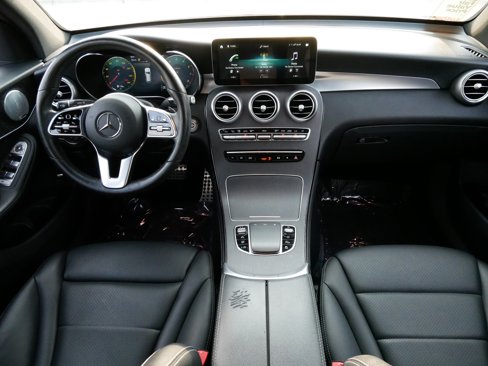 Used 2021 Mercedes-Benz GLC 300 4MATIC image 10