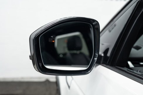 Used 2022 Land Rover Discovery Sport SE image 49