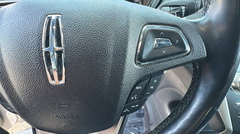 Used 2019 Lincoln MKC Reserve image 19
