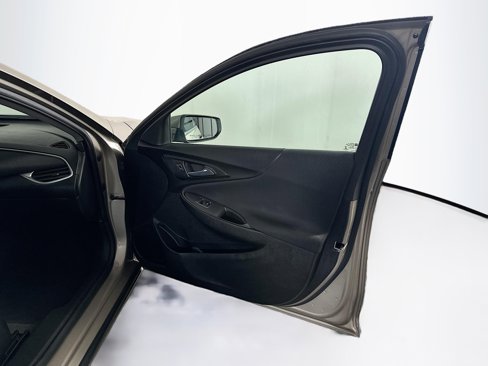 Used 2022 Chevrolet Malibu LT image 30