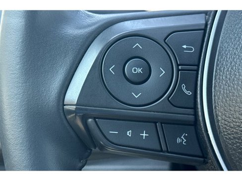 Used 2025 Toyota Corolla SE image 34