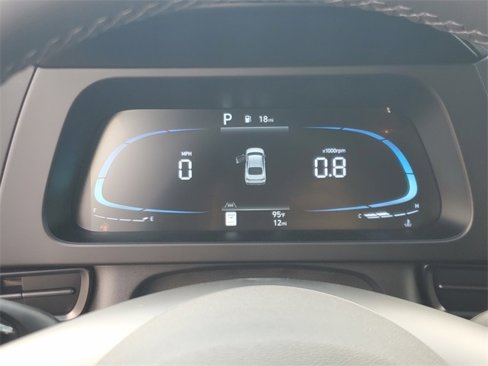 New 2025 Hyundai Elantra Sport image 19