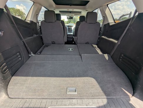 Used 2011 Chevrolet Traverse LT w/ LPO, 'HIT The Road' Package image 9